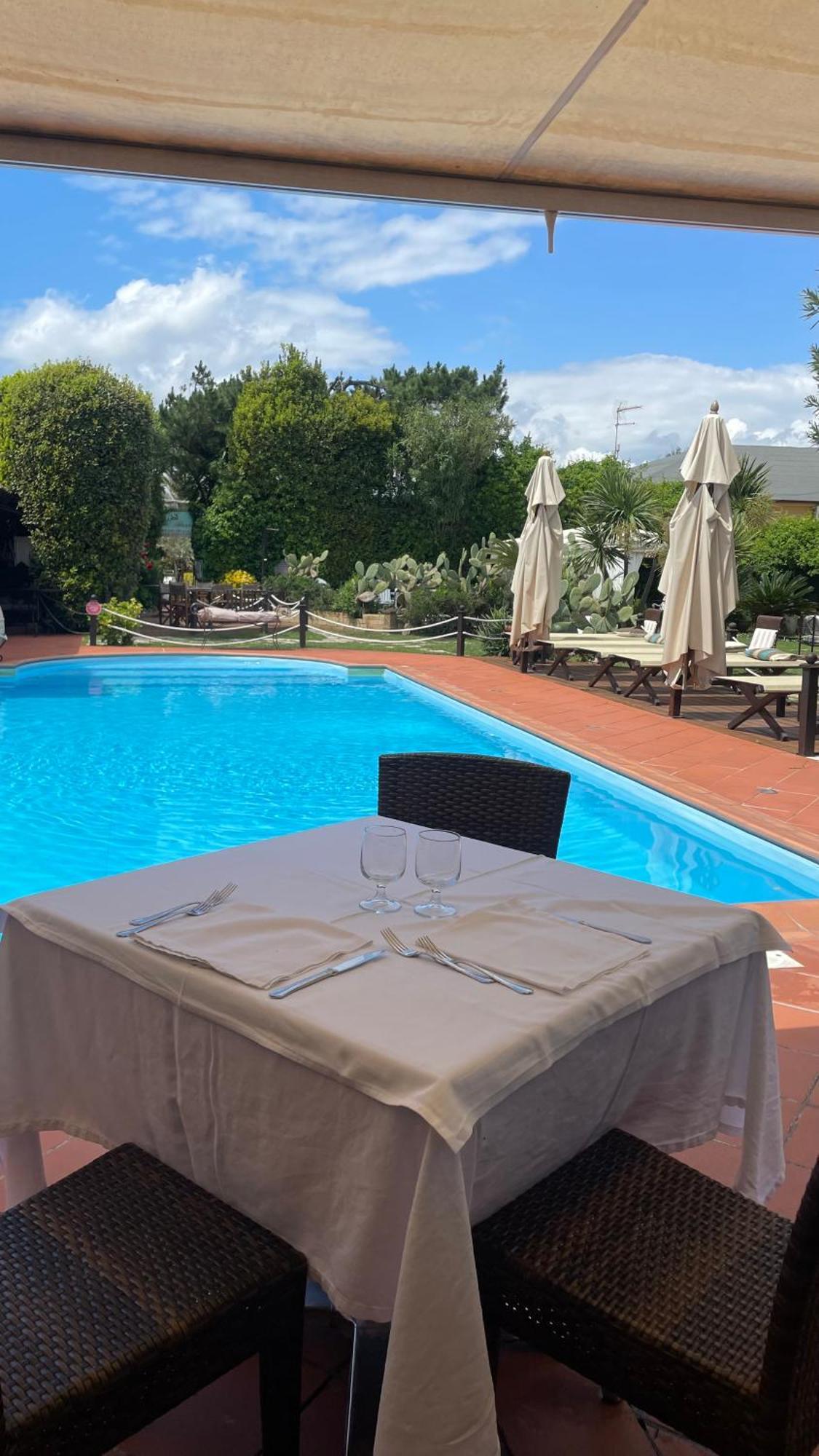 Hotel Atlantic Marina Di Carrara Luaran gambar