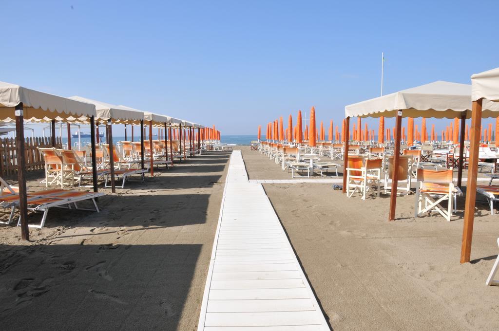 Hotel Atlantic Marina Di Carrara Luaran gambar